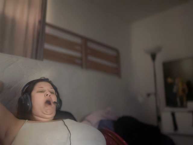 Minettesexy24's BongaCams show and profile