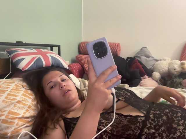 Minettesexy24 live cam on BongaCams