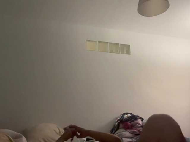 Minettesexy24 live cam on BongaCams