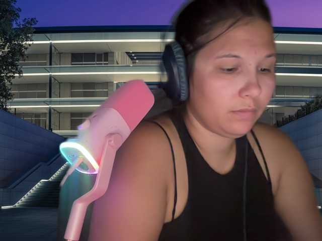 Minettesexy24 live cam on BongaCams