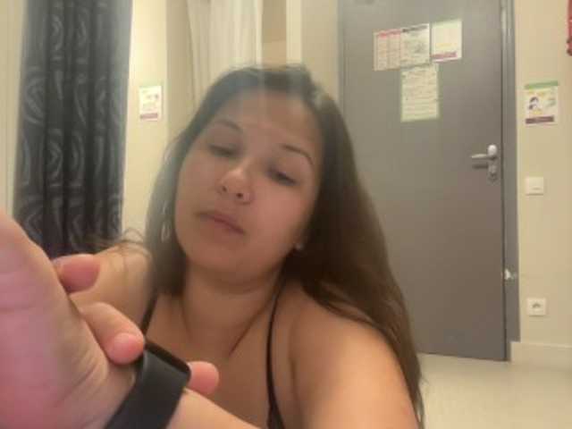 Minettesexy24 live cam on BongaCams