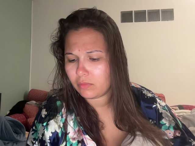 Minettesexy24 live cam on BongaCams