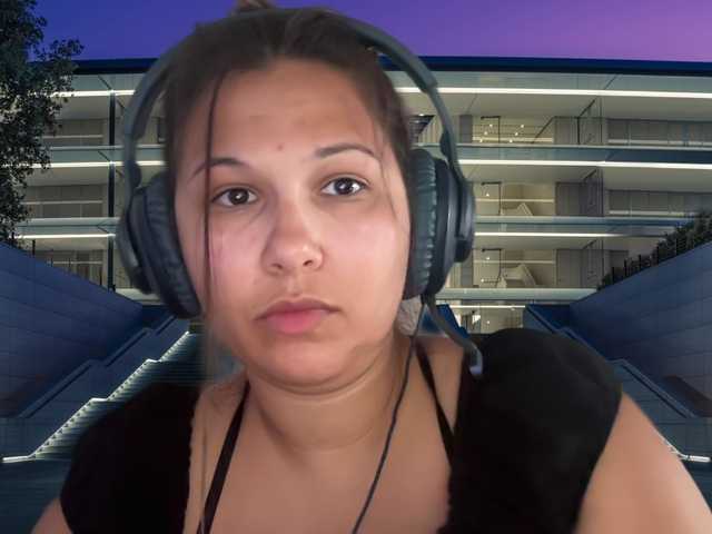 Minettesexy24 live cam on BongaCams