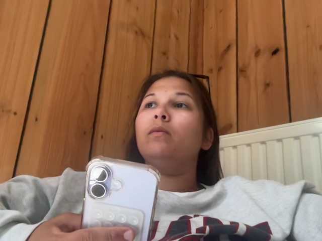 Minettesexy24 live cam on BongaCams