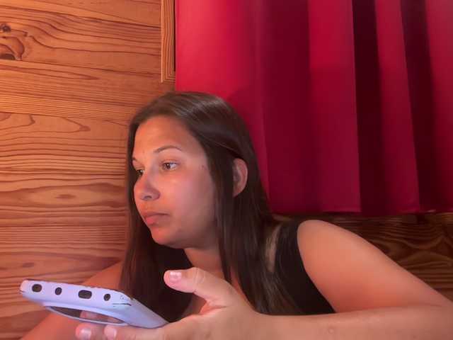 Minettesexy24 live cam on BongaCams