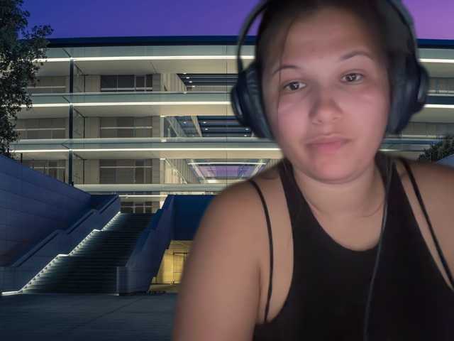Minettesexy24 live cam on BongaCams