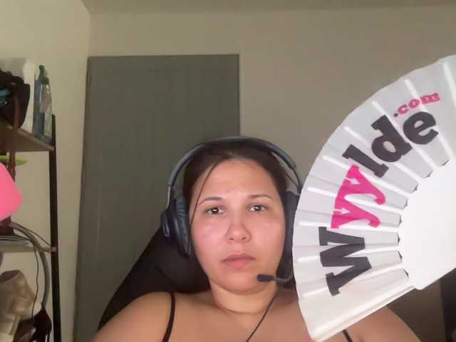 Minettesexy24 live cam on BongaCams