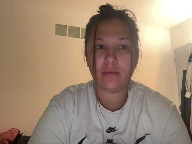 Minettesexy24 live cam on BongaCams