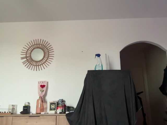 Minettesexy24 live cam on BongaCams