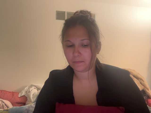 Minettesexy24 live cam on BongaCams