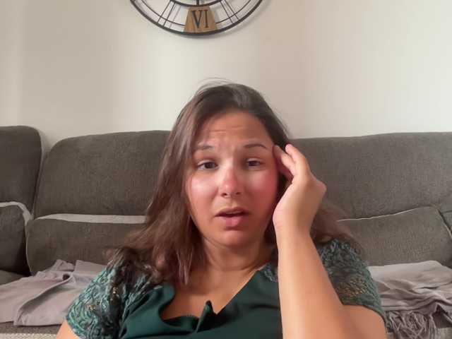Minettesexy24 live cam on BongaCams