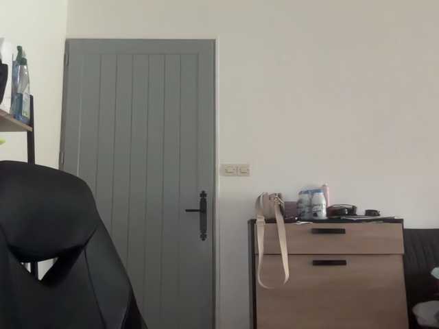 Minettesexy24 live cam on BongaCams