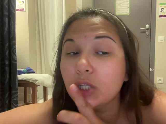 Minettesexy24