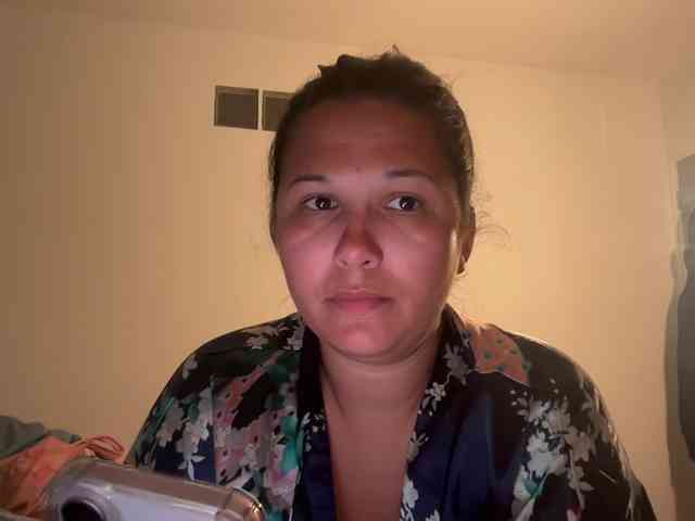 Minettesexy24 webcam