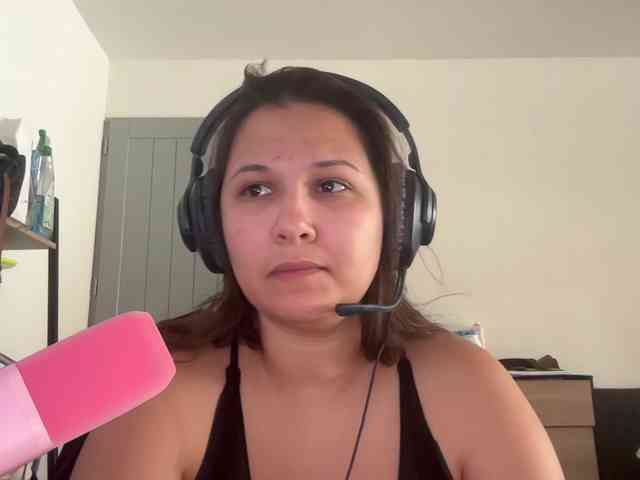 Minettesexy24 webcam