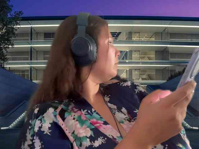 Minettesexy24 webcam