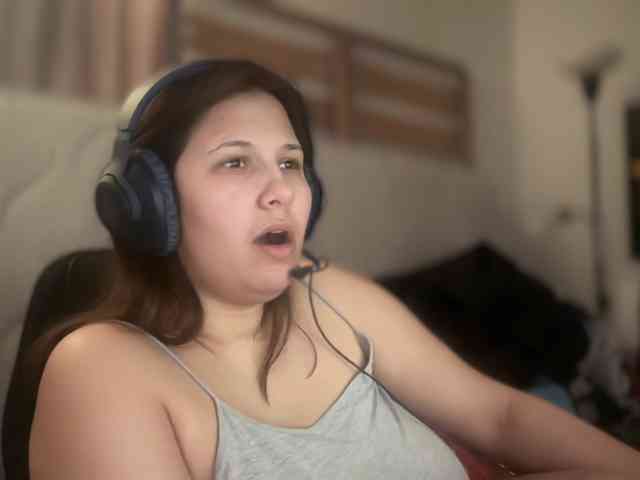 Minettesexy24 webcam