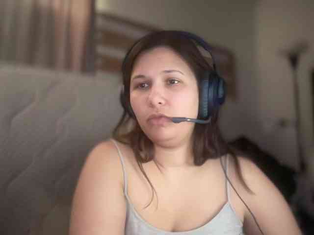 Minettesexy24 webcam