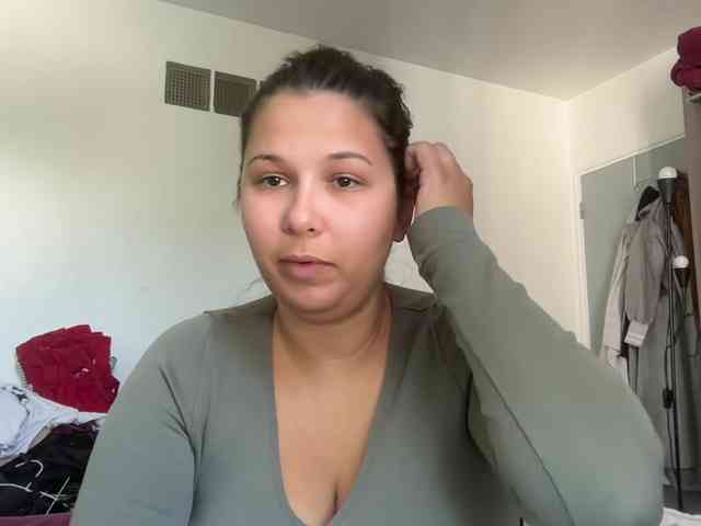 Minettesexy24 webcam