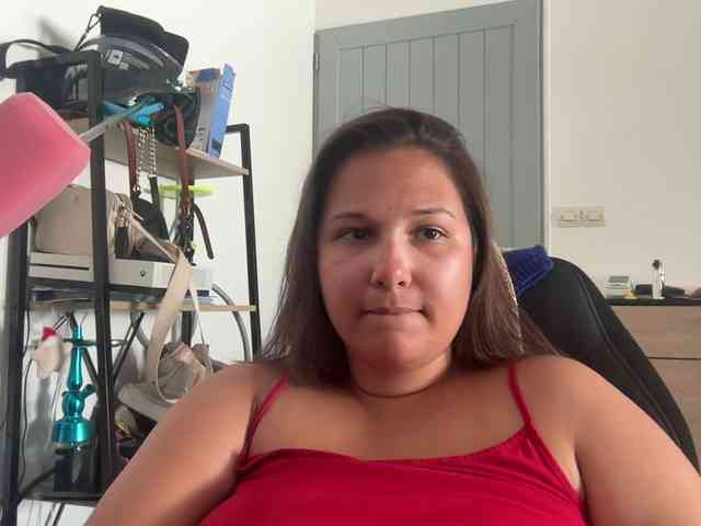 Minettesexy24 webcam