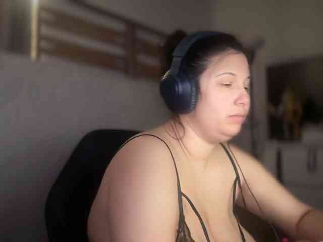 Minettesexy24 webcam