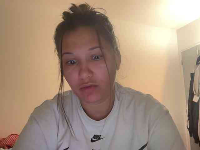 Minettesexy24 webcam