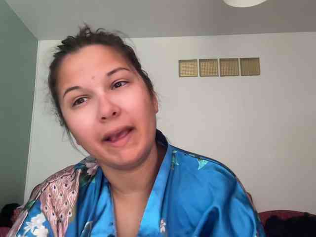 Minettesexy24 webcam