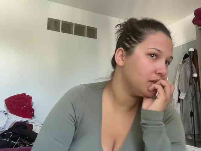 Minettesexy24 webcam