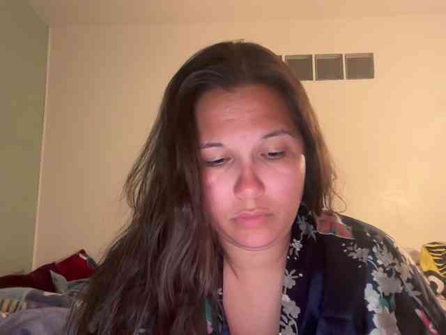Minettesexy24 webcam