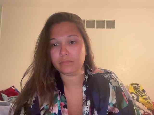 Minettesexy24 webcam