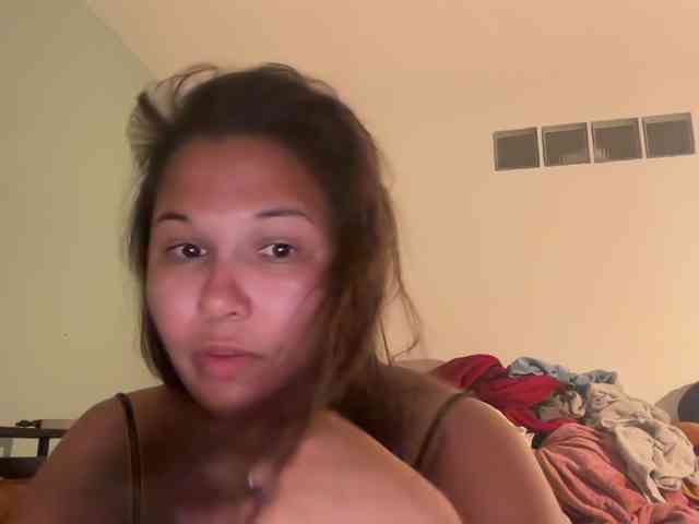 Minettesexy24 webcam