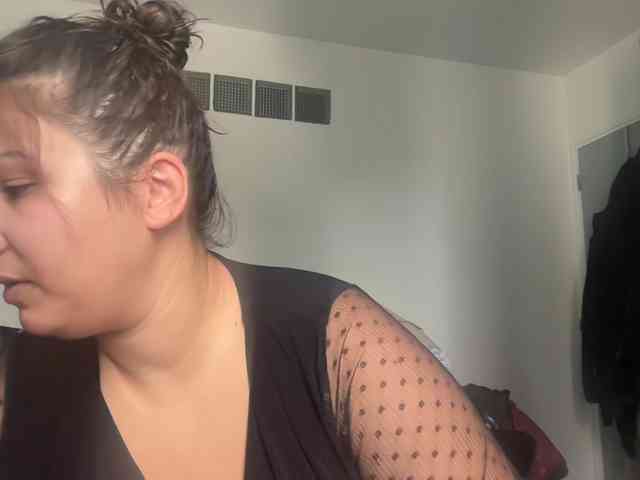 Minettesexy24 webcam