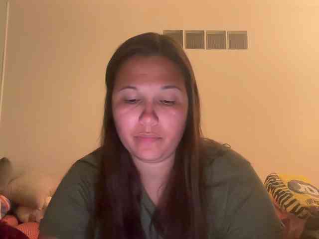 Minettesexy24 webcam
