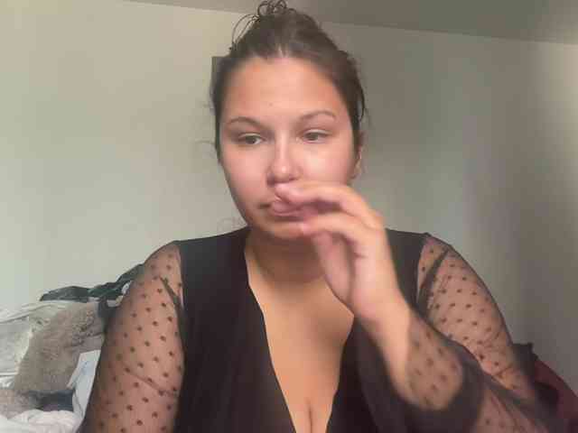Minettesexy24 webcam