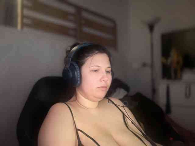 Minettesexy24 webcam