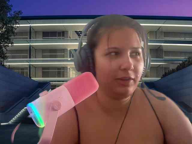 Minettesexy24 webcam