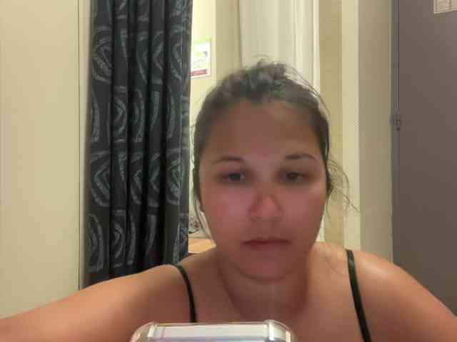 Minettesexy24 webcam