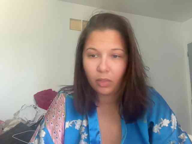 Minettesexy24 webcam