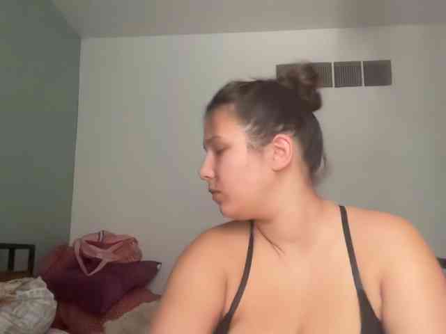 Minettesexy24 webcam