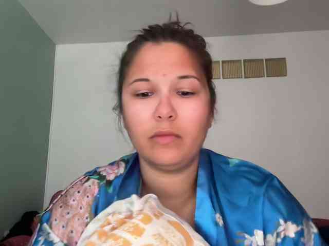 Minettesexy24 webcam