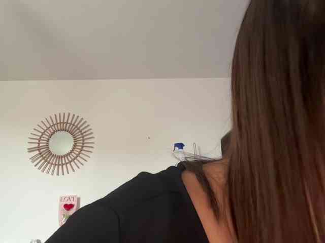 Minettesexy24 webcam