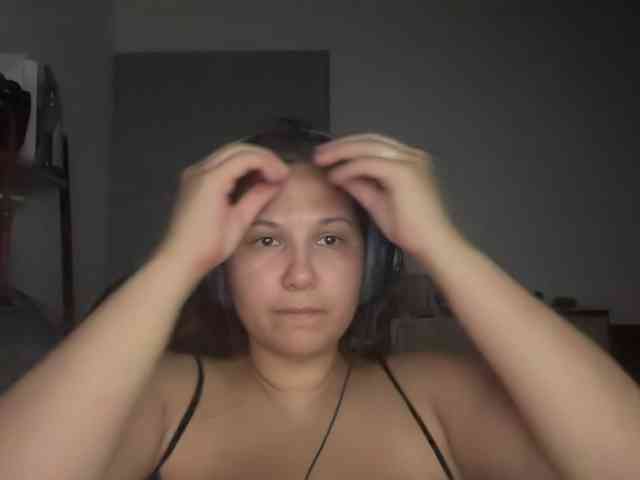 Minettesexy24 webcam