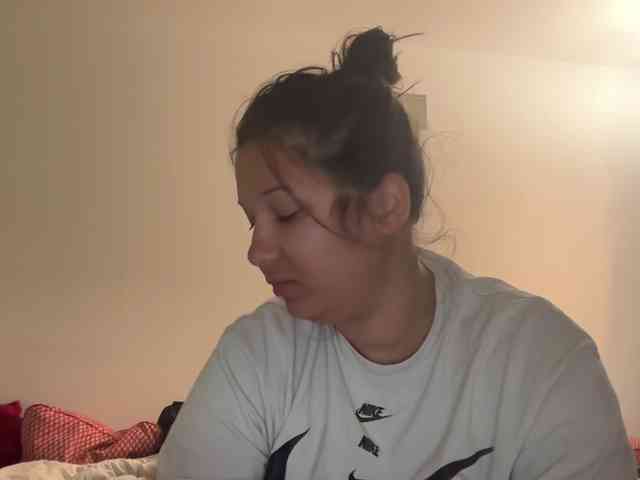 Minettesexy24 webcam