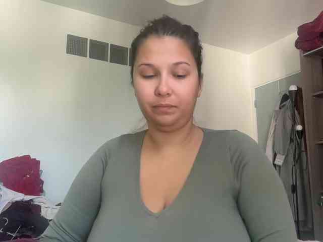 Minettesexy24 webcam