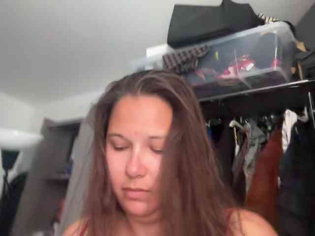 Minettesexy24 webcam