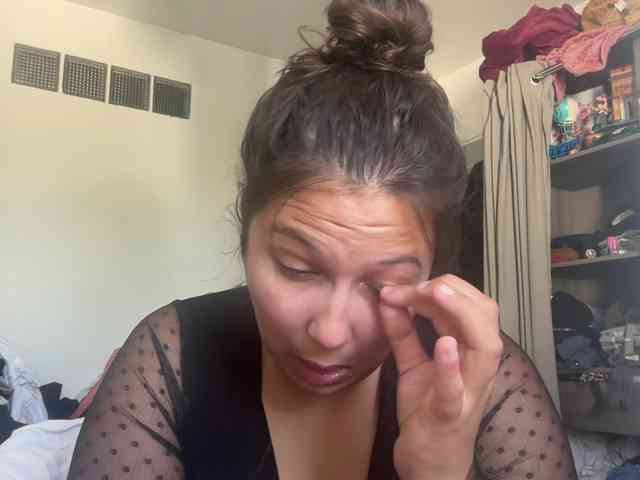 Minettesexy24 webcam