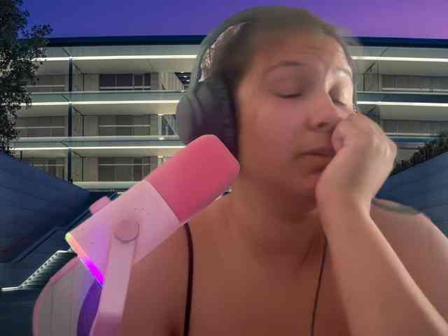 Minettesexy24 webcam