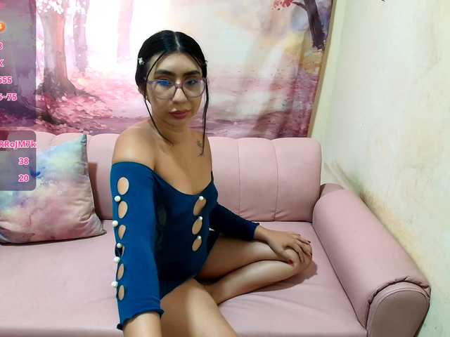 ambersexy18 live cam on BongaCams
