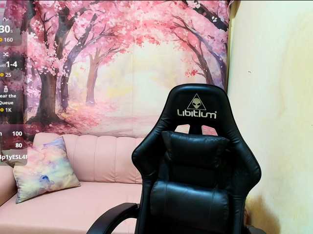 ambersexy18 live cam on BongaCams