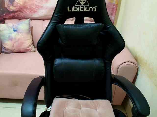 ambersexy18's live room